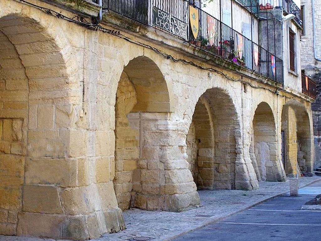 Hotel Estelou Sommières Exterior foto